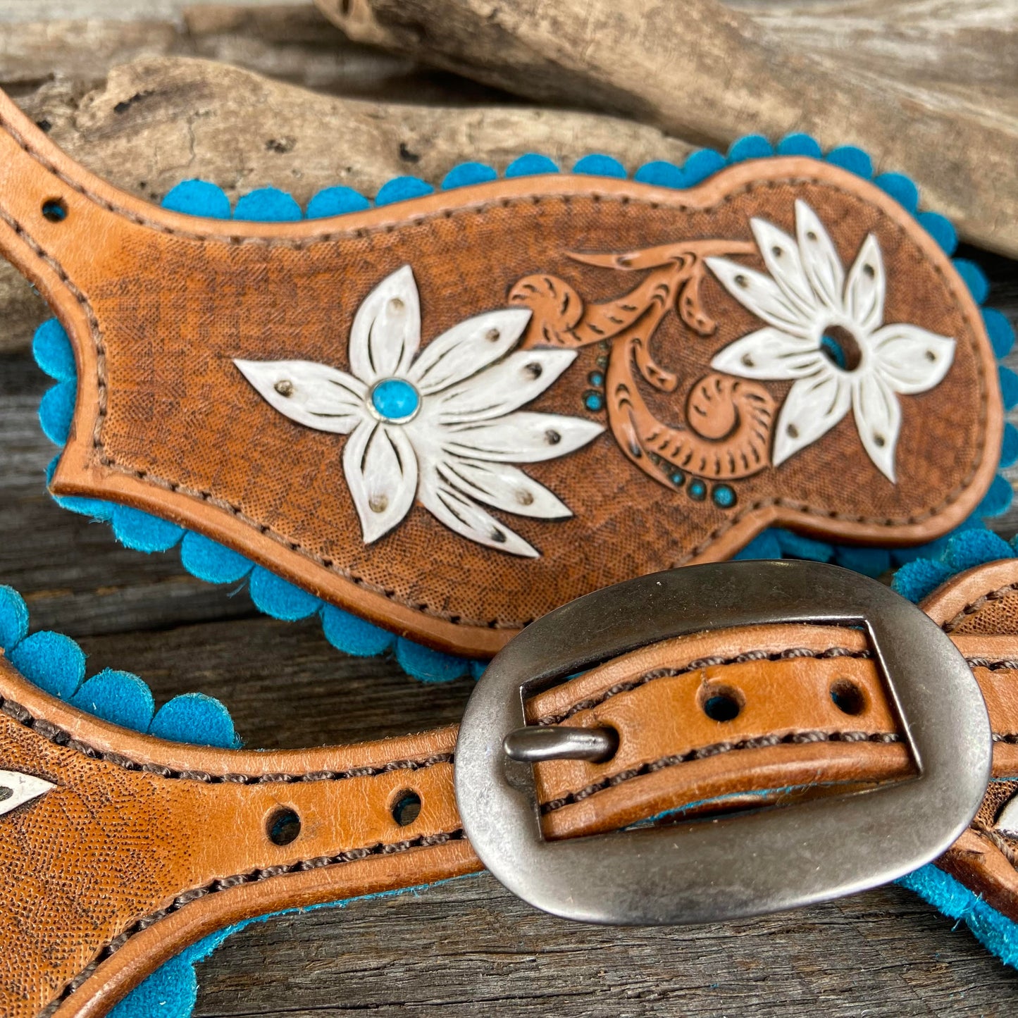 Daisy Spur Straps