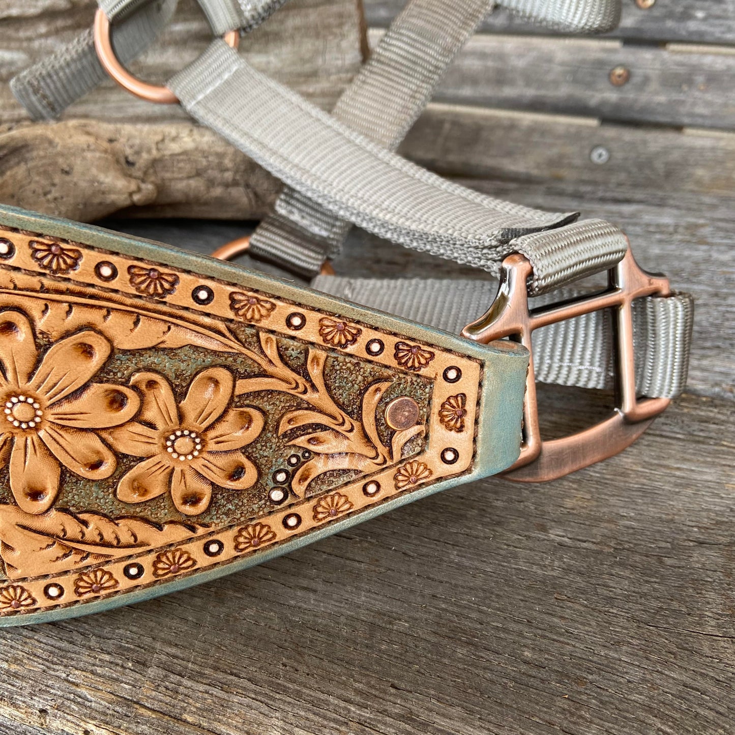 Vintage Bronc Halter Flower