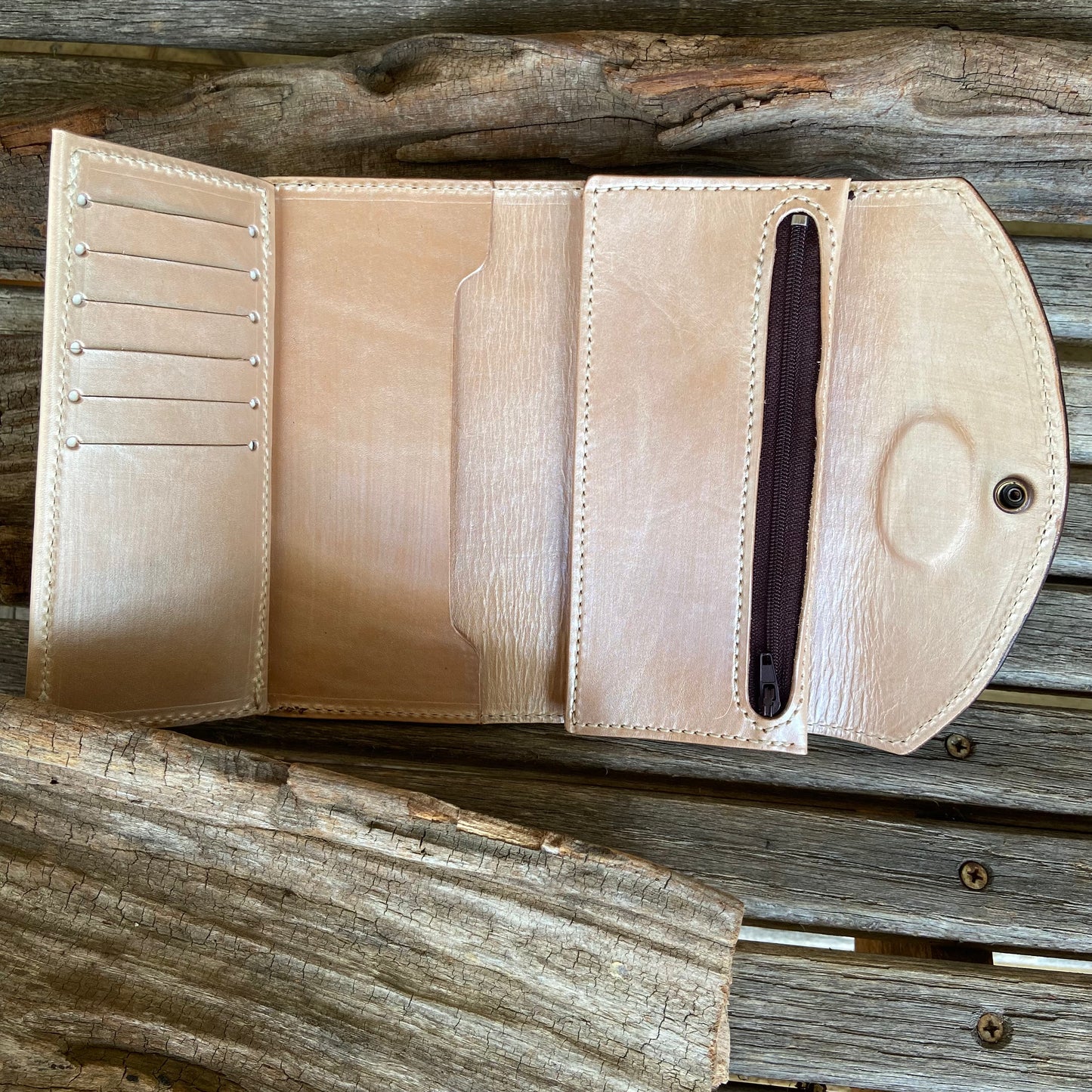 Ladies leather clutch wallet