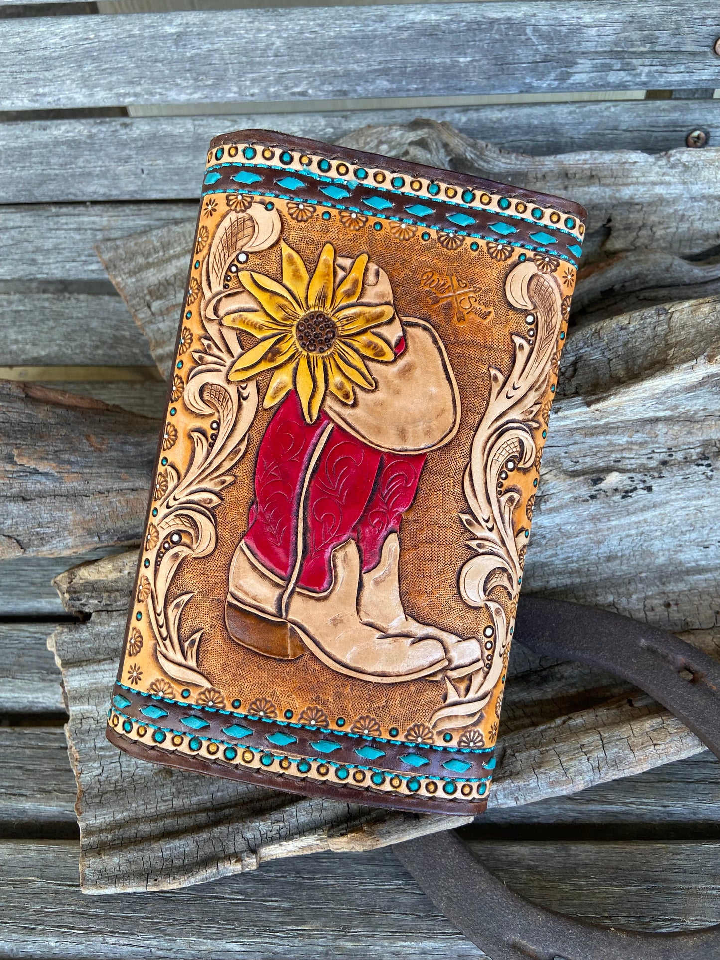 Sunflower cowgirl clutch