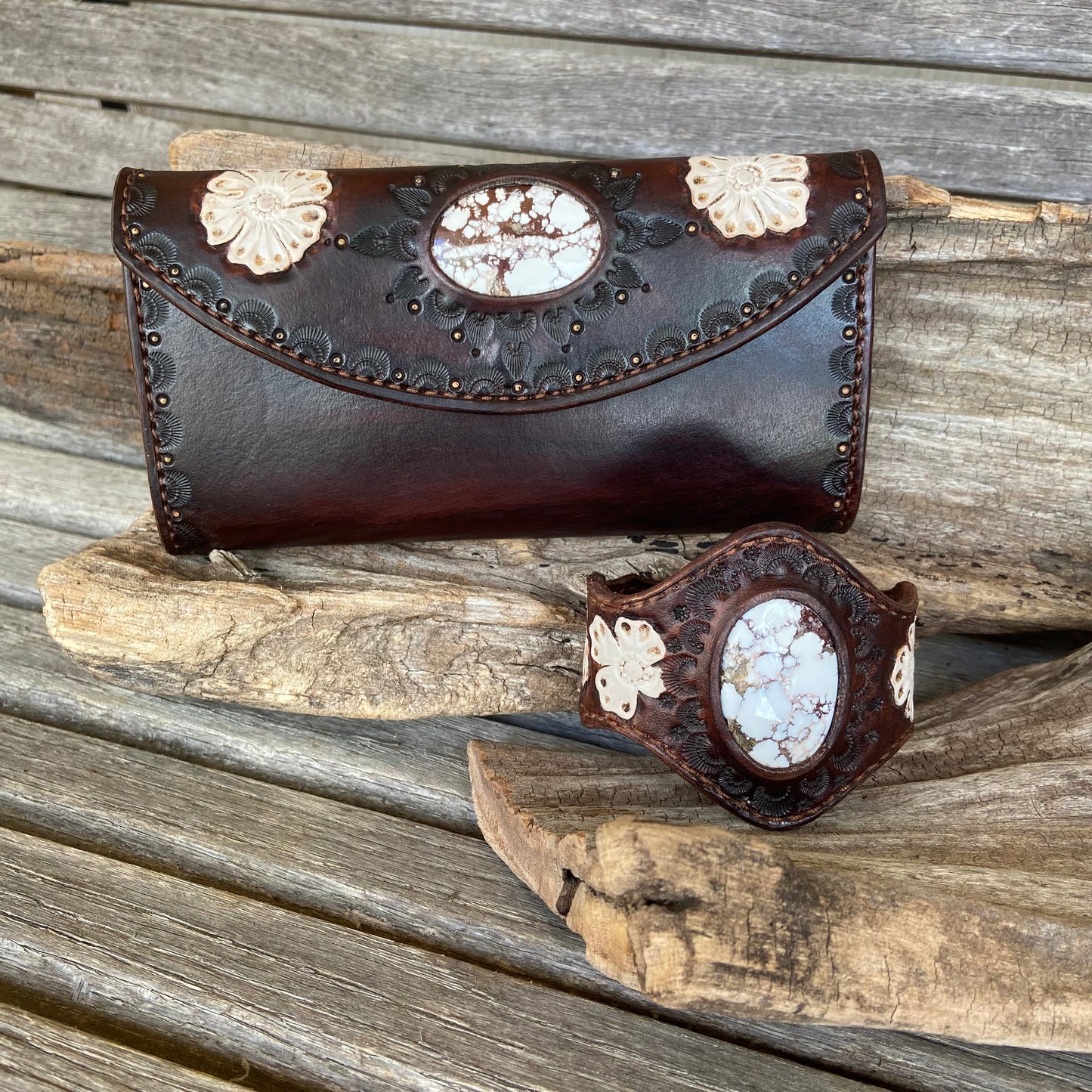 Ladies leather clutch wallet
